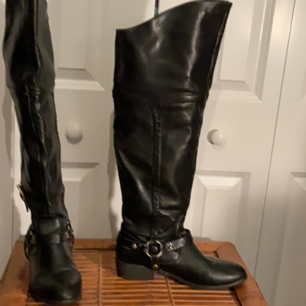 Black Over the Knee Leather Boots - Picture 2 of 10